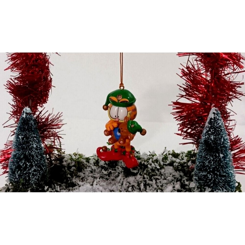 Christmas Elf Garfield 1996 PAWS Jim Davis Trim-A-Tree Ornament (stand not inc.)